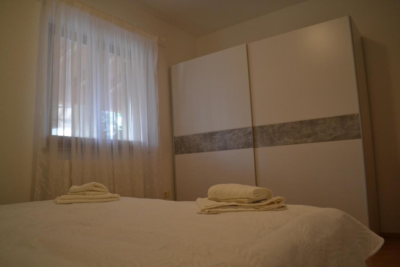 Appartement Apartman Doli à Nedeščina Extérieur photo