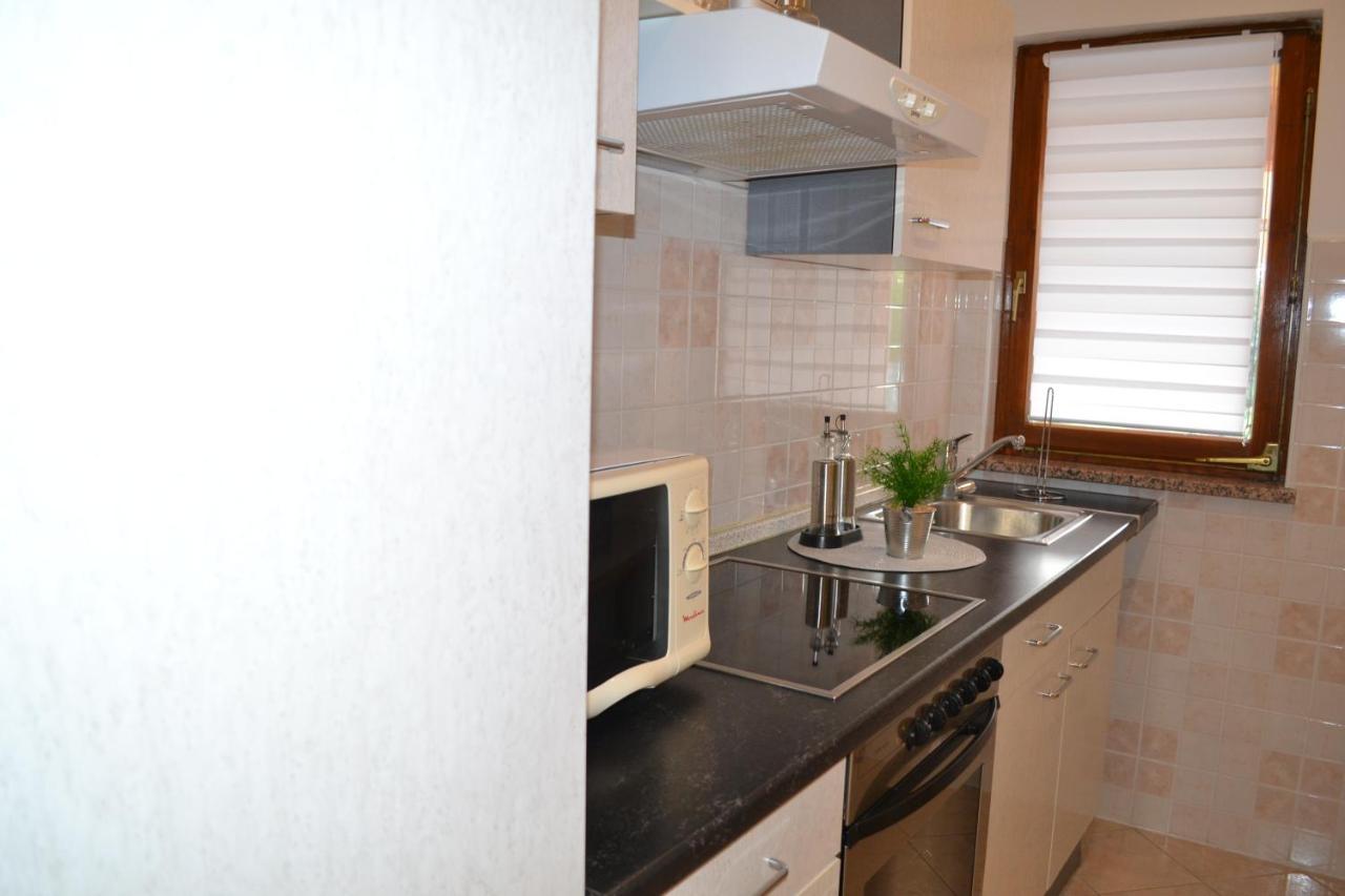 Appartement Apartman Doli à Nedeščina Extérieur photo